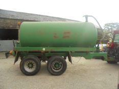 2500 Gallon High Speed Vacuum Tanker