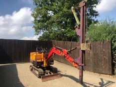 HANIX N120 1.5 Ton Digger