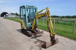 YANMAR SV15 Full Cab Mini Excavator / Digger