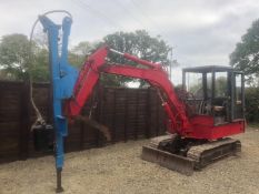 Kubota 3 Ton Mini Digger Excavator Log Grab Post Knocker