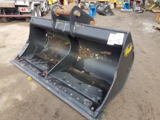 2017 GEITH 8ft Bucket on 85mm pins