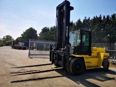Hyster XL 12 Tonne Diesel forklift / Sideshift-fork postioners - 5.4m lift 8ft forks