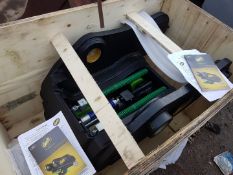 GEITH QUICK COUPLER for 25 Tonne Machine in box / Never Used