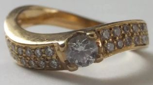 18ct Gold Diamond Ring