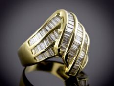 18 Carat Gold With 2.5 Carat Diamonds Ring