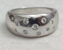 18ct Gold Designer Diamond Ring