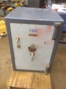 1 chubb safe dimension h 920 d 700 w 660