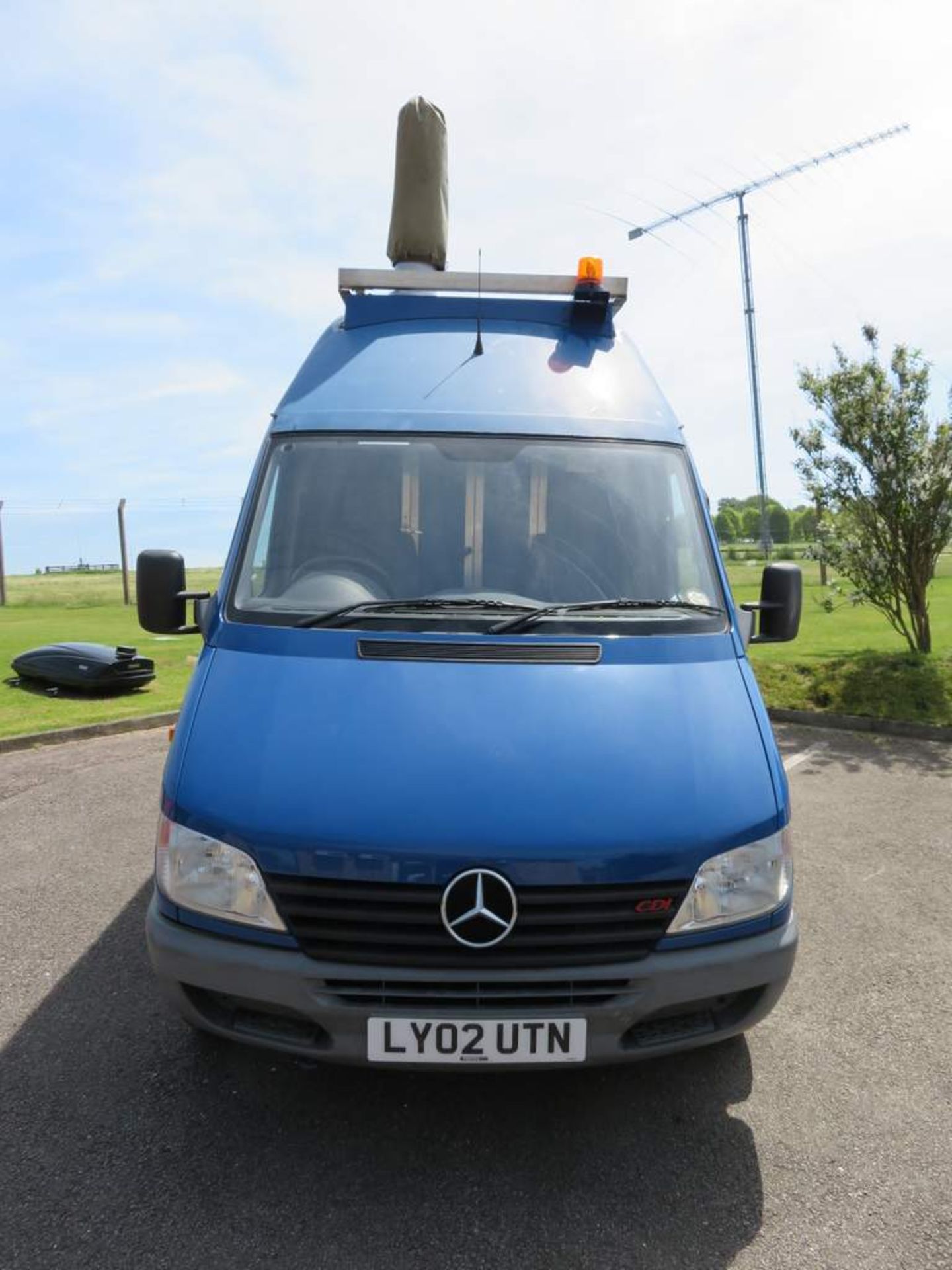 2002 Mercedes 416 CDI Sprinter Van - Twin Wheel - Image 8 of 35