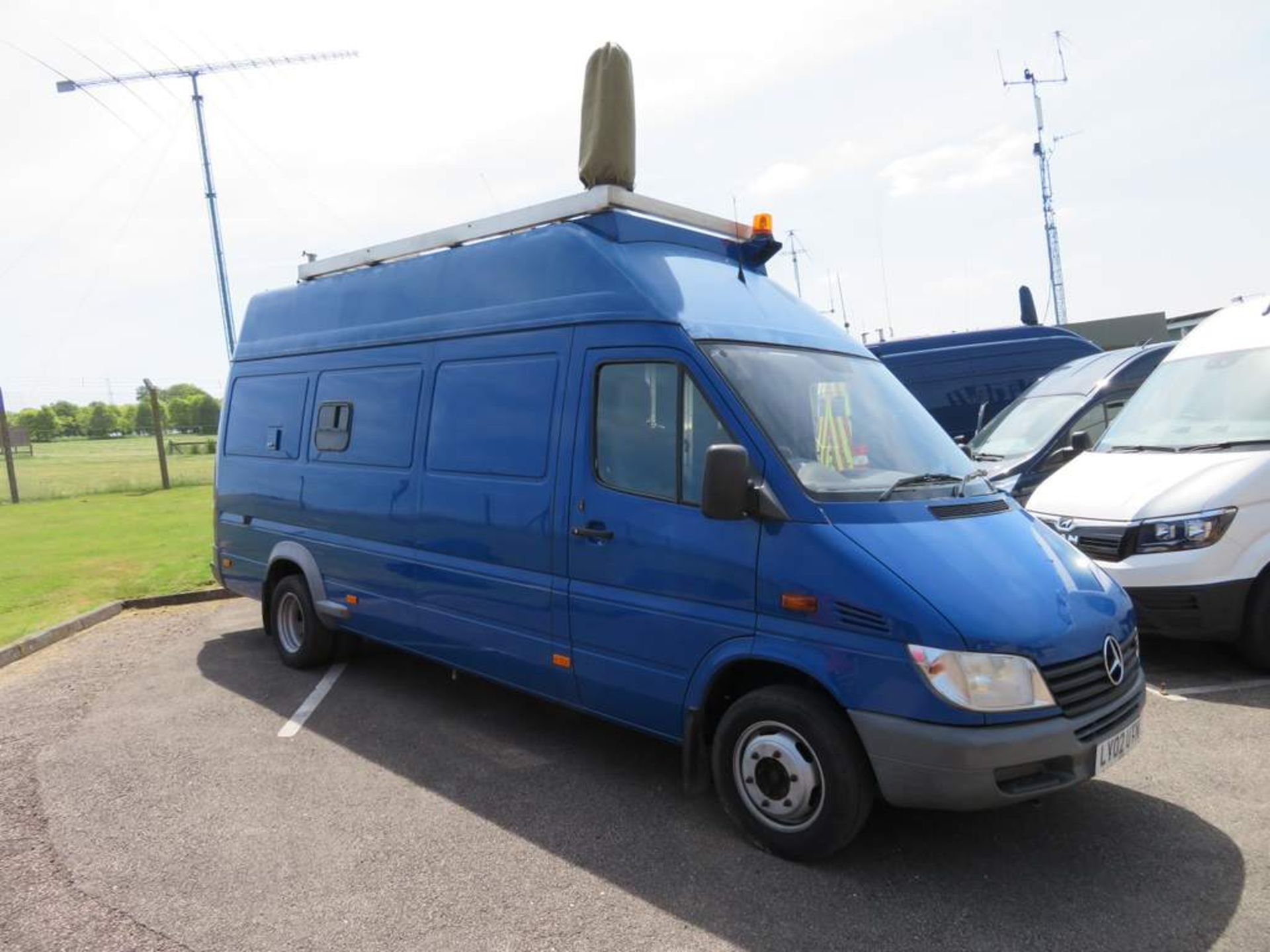 2002 Mercedes 416 CDI Sprinter Van - Twin Wheel - Image 7 of 35