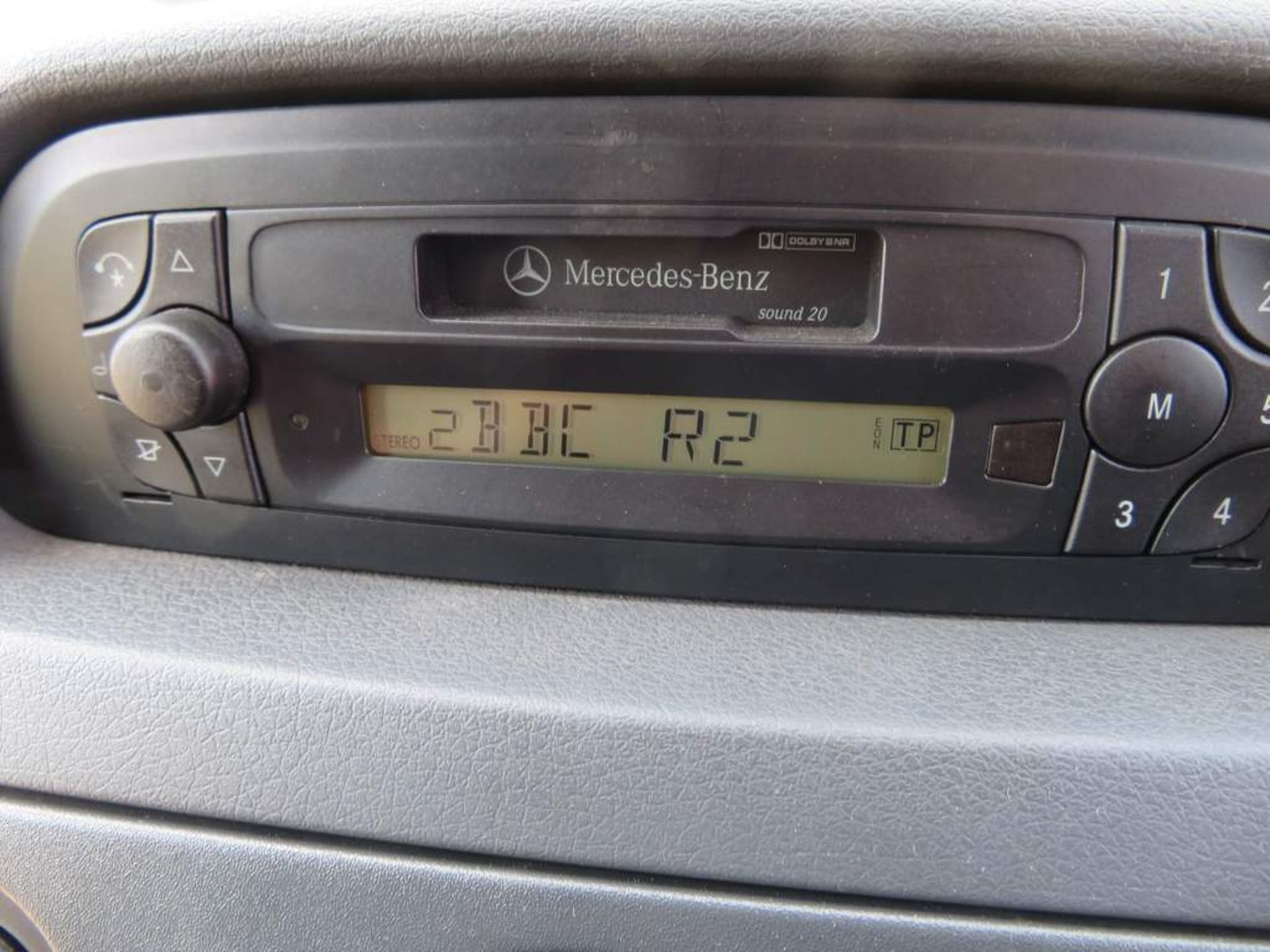 2002 Mercedes 416 CDI Sprinter Van - Twin Wheel - Image 13 of 35