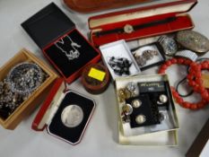 Collection of costume jewellery & other collectables including commemorative coin, ladies