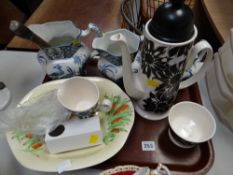 Parcel of Franklin Mint collector's plates, Carltonware coffee pot, milk & sugar set, set of