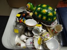 Collection of collectables including crested ware, Robertson's Golly band players, spoons, pen