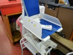Electric bath chair lift etc E/T