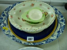 Carltonware dish, a Winton shell shaped bowl etc