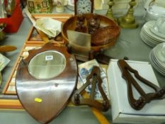 Quantity of vintage and modern treen items including carved Oriental figurines