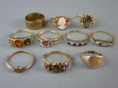 A PARCEL OF TEN, NINE CARAT GOLD MIXED DRESS & OTHER RINGS, 19.5 grms total