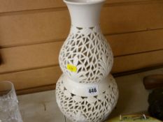 Creamware Oriental decorated gourd shaped vase