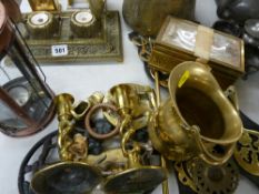 Horse brasses, mixed brassware, pair of candlesticks etc