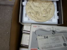 Tub of Bradford Exchange boxed plaques