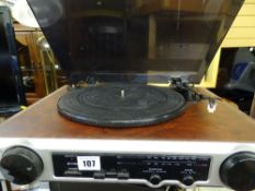All-in-one stereo system with turntable and built-in speakers E/T