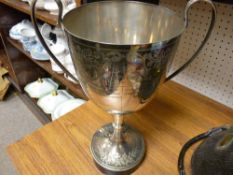 Fine sized twin handled trophy cup awarded for 'Horticultural Society 1897'