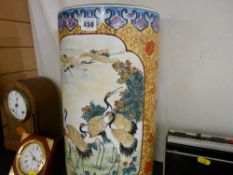 Oriental bird decorated ceramic stickstand