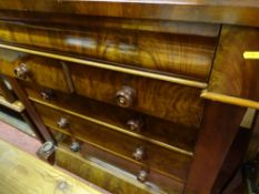 Mahogany chest of drawers