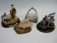 Leonardo figurine 'The Shepherd', an Arden 'Animals Collection Pig Family' no. 516, Christopher Holt