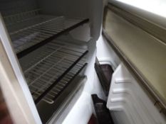 Hotpoint undercounter fridge E/T