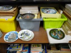 Very large quantity of Bradford Exchange and similar boxed display plates