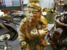 Good porcelain figure of a Chinese man