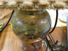 Lustre table lamp with shade