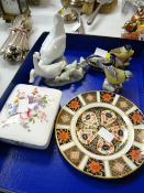A Royal Crown Derby Imari tea plate, Royal Crown Derby 'Posies' lidded box, Lladro & Nao geese