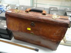Royal Welch officer's leather briefcase with mounted regimental crest