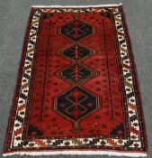 HAND WOVEN PERSIAN SHIRAZ VILLAGE RUG, 147 x 210cms