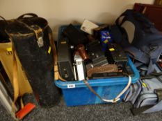 Large parcel of various vintage cameras, lenses & other equipment