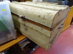 Metal tin trunk