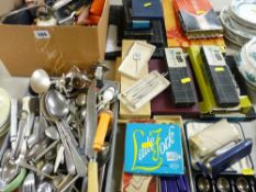 Large parcel of mainly loose and cased cutlery