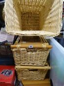 Parcel of wicker baskets