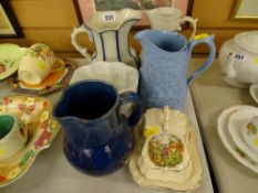 Mixed parcel of porcelain jugs and similar