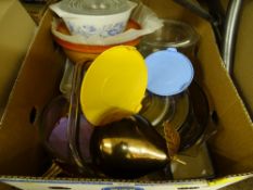 Box of Pyrex ware etc