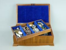 A PARCEL OF MIXED DRESS JEWELLERY to include coral, silver and enamel by Anderson Norway, a silver