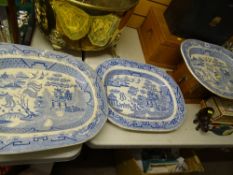 Three good Asiatic Pheasant blue and white platters