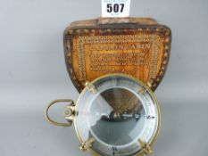 Reproduction brass compass after Spencer & Co, London, 1905 in a Captain Cabin presentation box