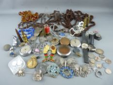 Mixed box of collectables and costume jewellery including a 1914-19 Great War medal, stamped 30605