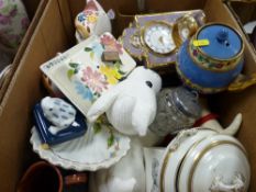 Box of mixed household and ornamental items