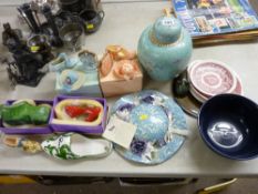 Parcel of mixed porcelain including two boxed sets of Victorian hat, bag and shoe collection, a