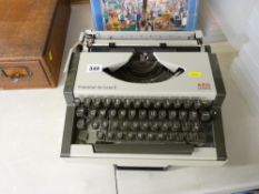 AG Olympia Traveller Deluxe typewriter