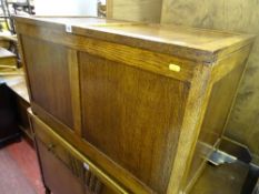 Polished wood blanket box